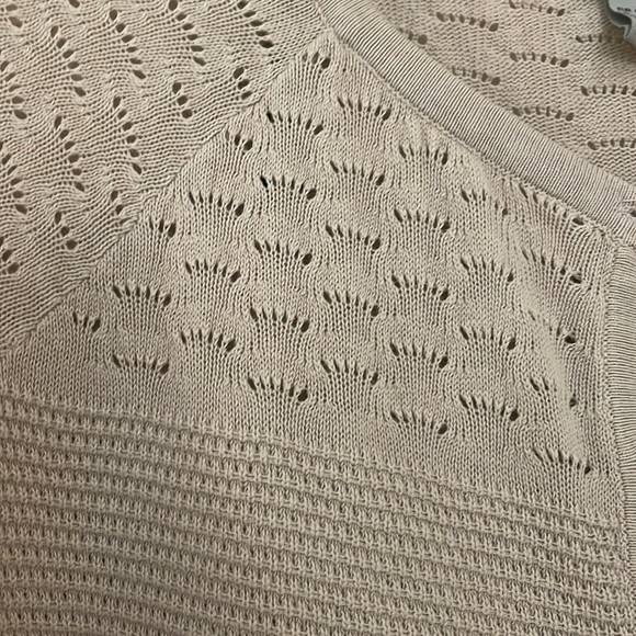 3 for $25! H&M‎ button down 3/4 sleeve sweater - Picture 4 of 5